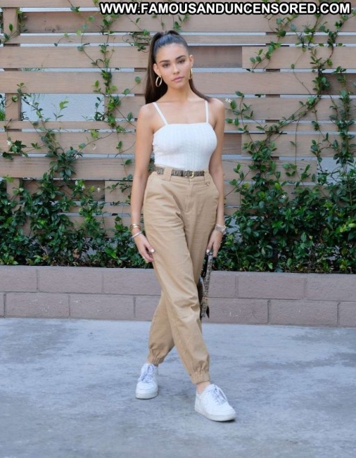 Madison Beer Hollywood Babe Beautiful Straight Posing Hot Paparazzi Celebrity