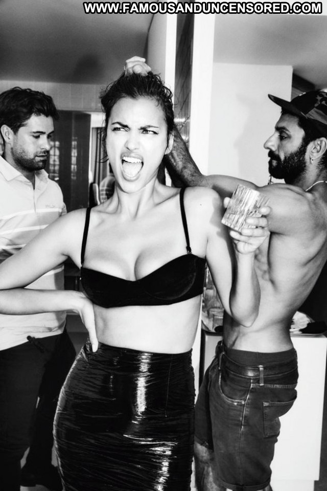 Irina Shayk The Social Network Candid Big Tits Sexy Celebrity Breasts