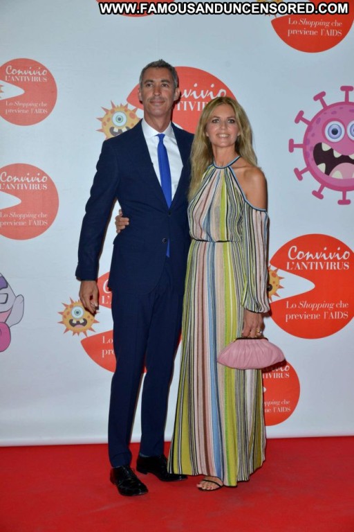 Sabrina Donadel Babe Posing Hot Beautiful Celebrity Paparazzi Straight Car Red Carpet