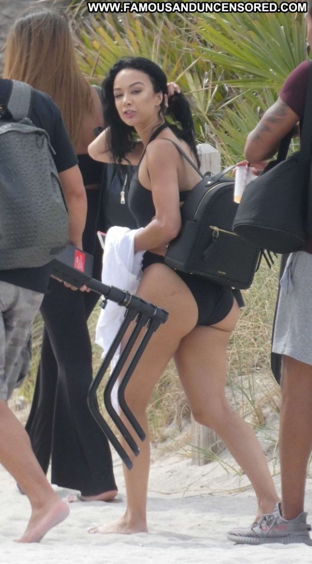 Draya Michel The Beach Posing Hot Babe Celebrity Black Beautiful