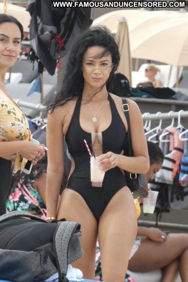 Draya Michel The Beach Celebrity Beach Swimsuit Posing Hot Paparazzi