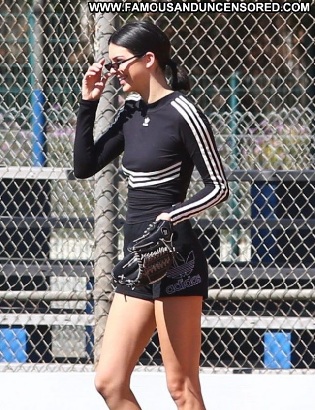 Kendall Jenner No Source Beautiful Posing Hot Celebrity Babe Paparazzi