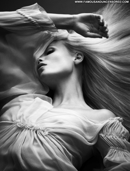 Natasha Poly Posing Hot Straight Celebrity