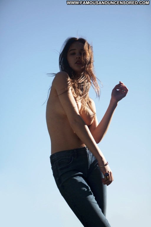 Laragh Mccann Posing Hot Straight Celebrity