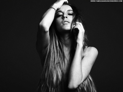 Lindsay Lohan Celebrity Posing Hot Straight