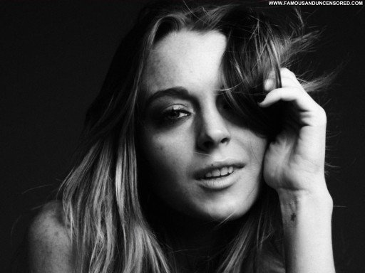 Lindsay Lohan Celebrity Posing Hot Straight