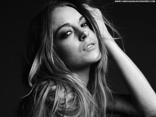 Lindsay Lohan Celebrity Posing Hot Straight
