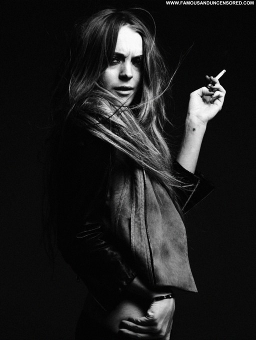Lindsay Lohan Celebrity Posing Hot Straight