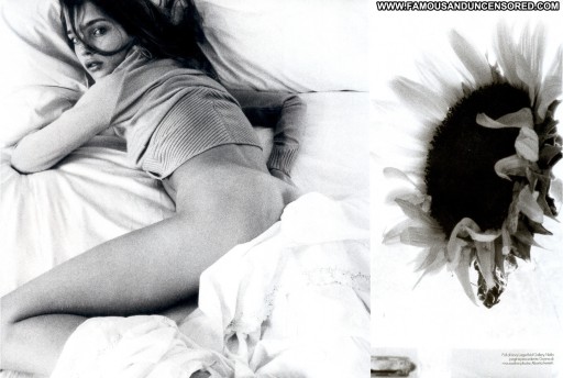 Natalia Vodianova Vogue Italyn Dec 2002 Celebrity Straight Posing Hot