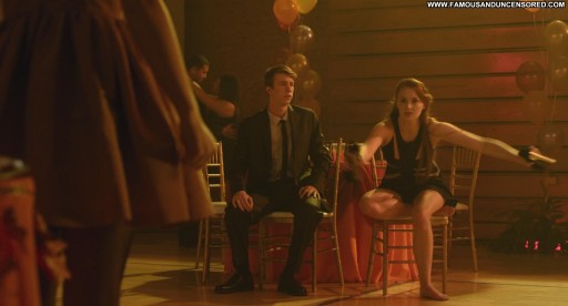 Sophie Turner Posing Hot Babe Beautiful Celebrity Straight