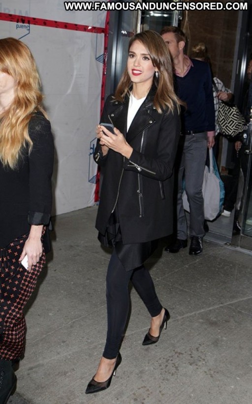 Jessica Alba Celebrity Straight Candids High Resolution Babe Beautiful Posing Hot