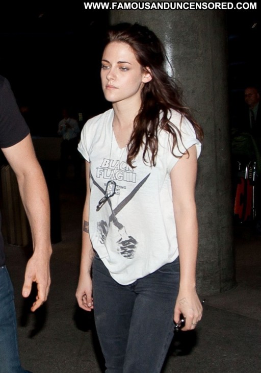 Kristen Stewart High Resolution Straight Beautiful Celebrity Babe Posing Hot