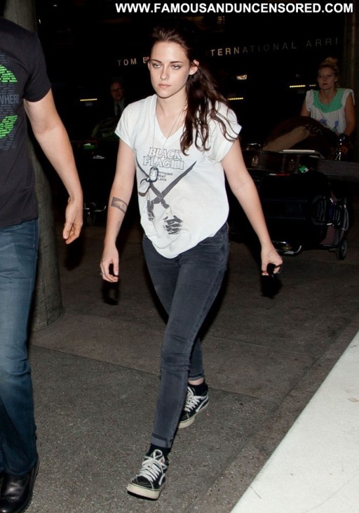 Kristen Stewart High Resolution Straight Beautiful Celebrity Babe Posing Hot