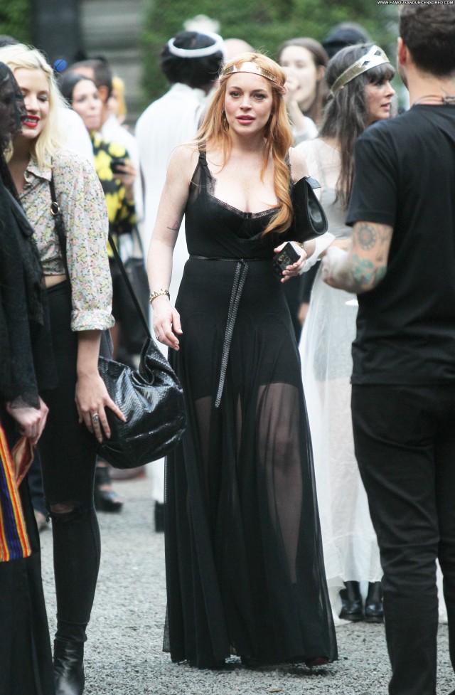 Lindsay Lohan Fashion Show High Resolution Fashion Celebrity