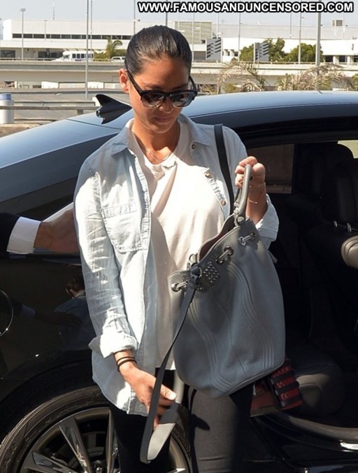 Olivia Munn Beautiful Posing Hot Straight Babe Lax Airport Celebrity High Resolution