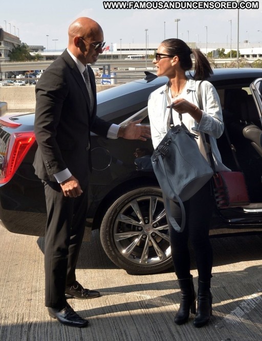 Olivia Munn Beautiful Posing Hot Straight Babe Lax Airport Celebrity High Resolution