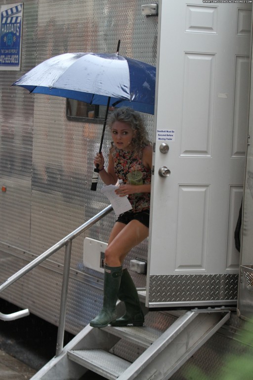 Annasophia Robb High Resolution Straight Celebrity Candids Babe Posing Hot Beautiful