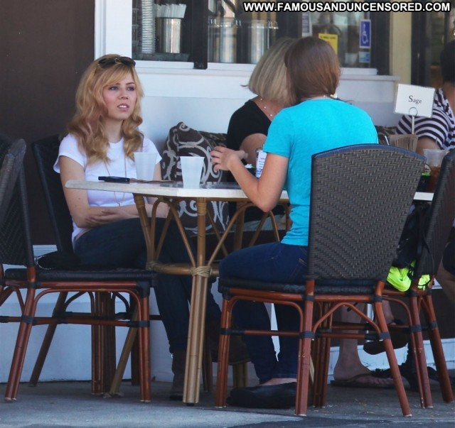 Jennette Mccurdy Los Angeles  Beautiful High Resolution Candids Babe