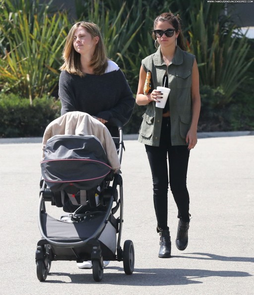 Selena Gomez Celebrity High Resolution Candids Babe Beautiful Straight Posing Hot