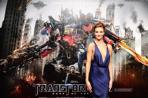 Rosie Huntington Celebrity High Resolution Straight Babe Posing Hot Beautiful