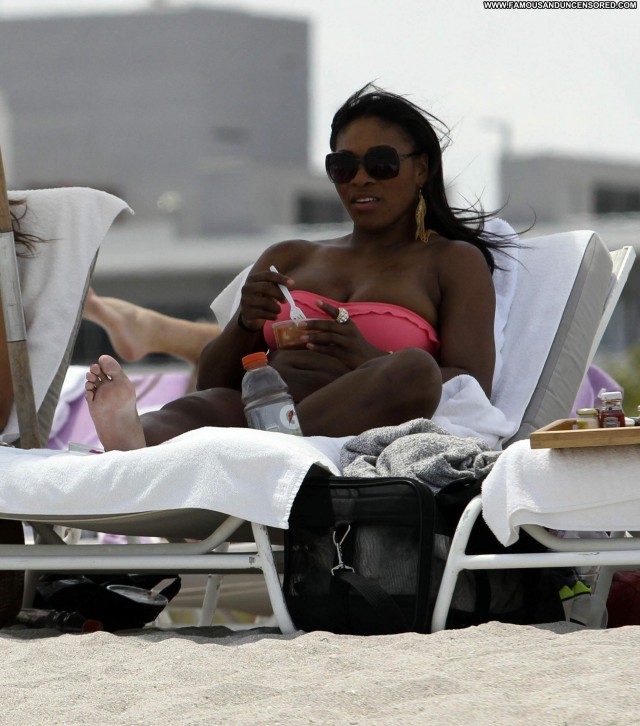 Serena Williams No Source Posing Hot Bikini High Resolution Candids