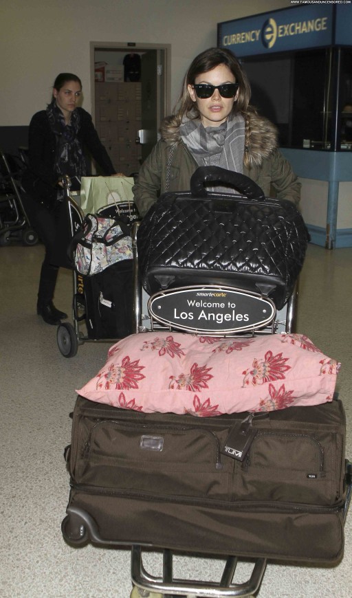 Rachel Bilson High Resolution Straight Los Angeles Beautiful Babe International Celebrity Posing Hot