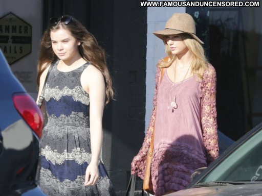 Hailee Steinfeld Hollywood West Hollywood Beautiful Posing Hot Celebrity Babe High Resolution Straight