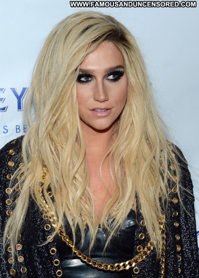 Kesha Nightclub In Las Vegas Babe Beautiful Posing Hot Celebrity High