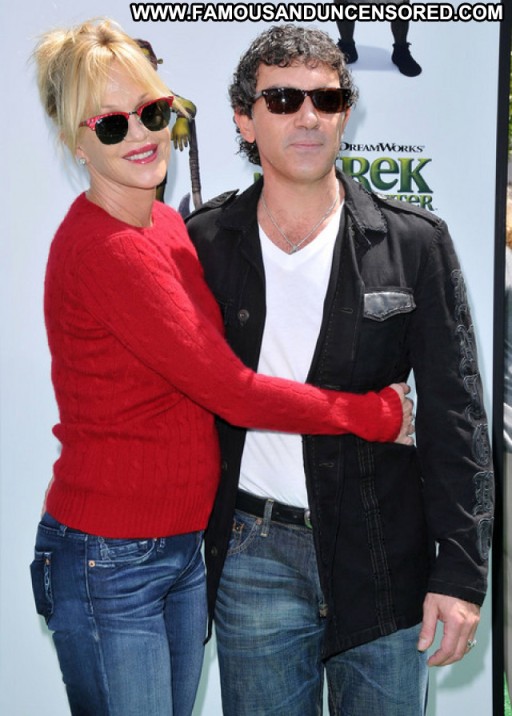 Melanie Griffith Jeans Posing Hot Celebrity Beautiful Babe Straight