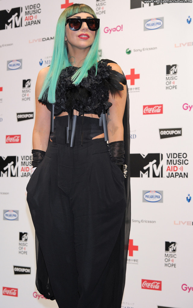 Lady Gaga The Victim High Resolution Japan Celebrity Posing Hot