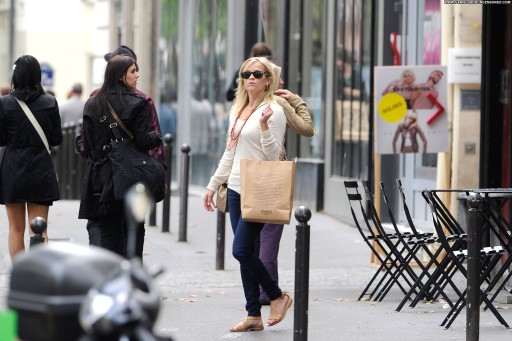Reese Witherspoon Paris Posing Hot Straight High Resolution Celebrity Shopping Babe Beautiful