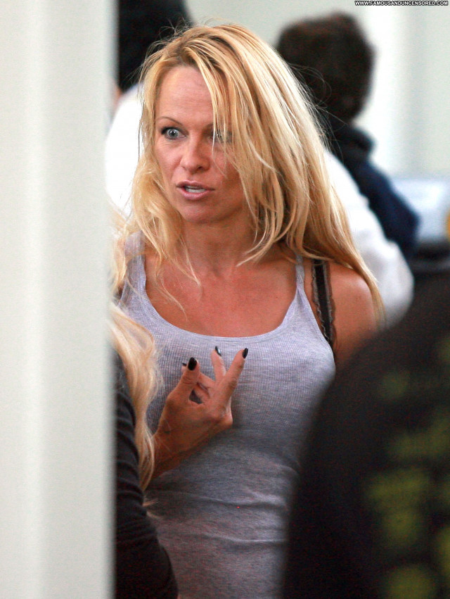Pamela Anderson No Source Posing Hot Babe Celebrity Beautiful High