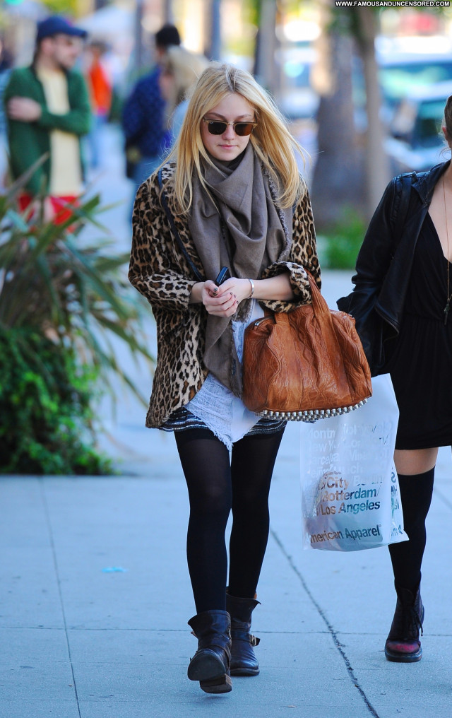 Dakota Fanning Los Angeles High Resolution Babe Beautiful Shopping