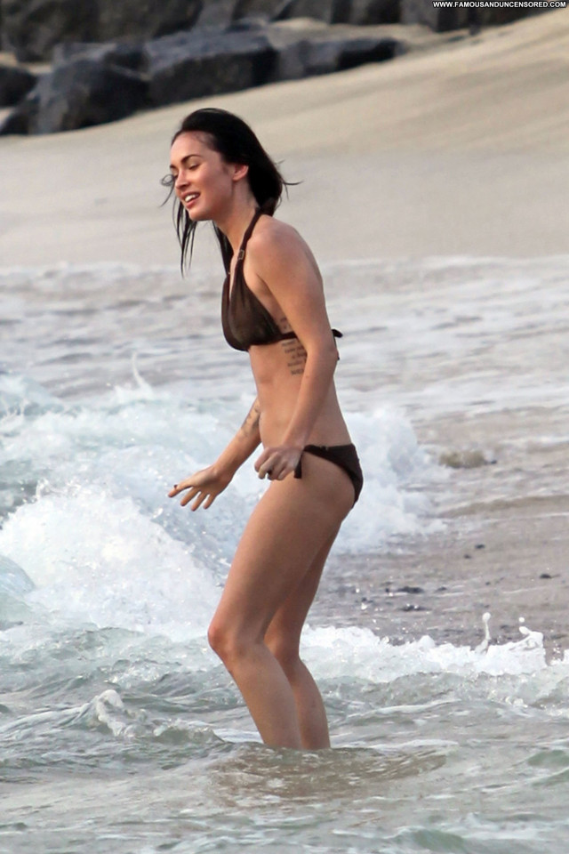Megan Fox No Source Hawaii Bikini Beautiful Beautiful Celebrity Usa