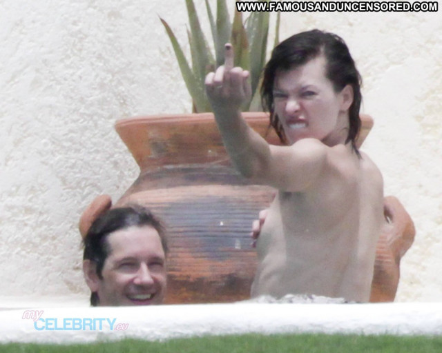 Milla Jovovich E Love Happy Posing Hot Celebrity Topless Babe Usa