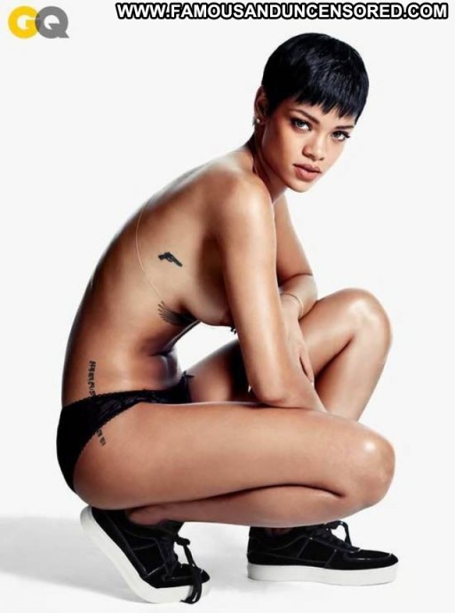 Rihanna Beautiful Celebrity Straight Topless Private Posing Hot Magazine Babe