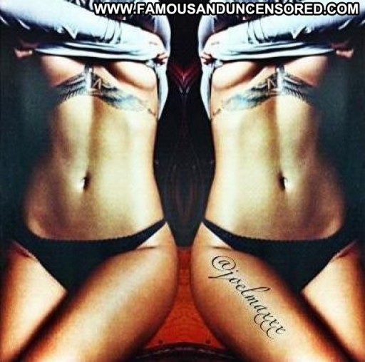 Rihanna Beautiful Celebrity Straight Topless Private Posing Hot Magazine Babe