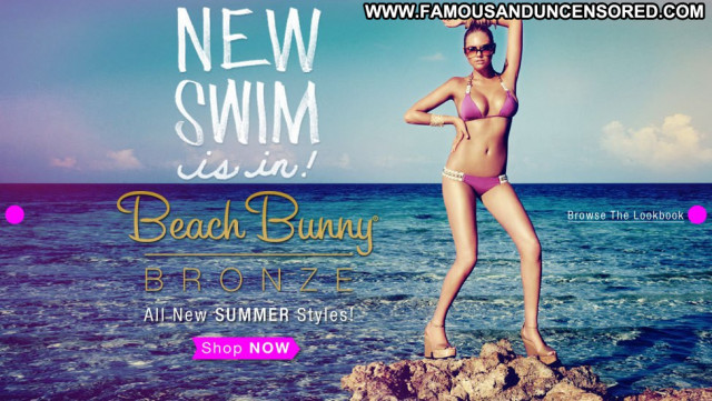 Kate Upton Beach Bunny Usa Posing Hot Beautiful Celebrity Babe Beach