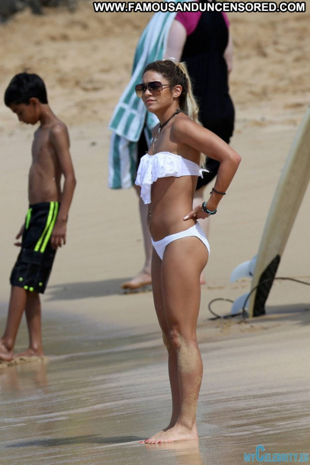 Vanessa Hudgens No Source Posing Hot Bikini Hawaii Beautiful Beach