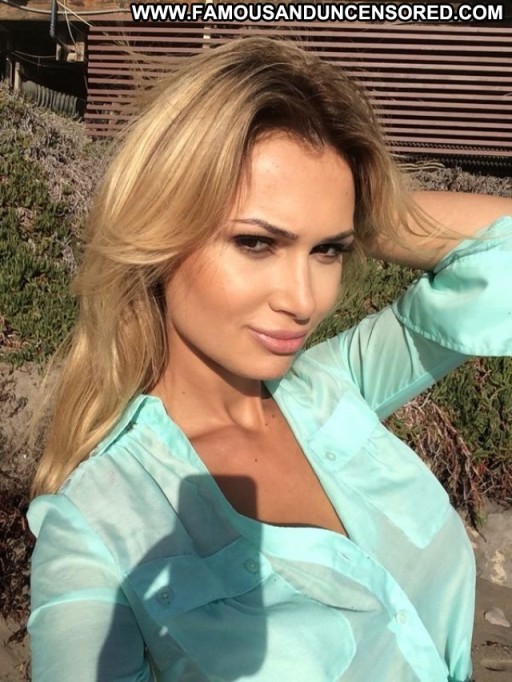 Ella Rose Celebrity Straight Babe Posing Hot Beautiful