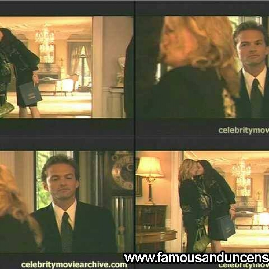 Laurel Holloman Celebrity Beautiful Sexy Nude Scene Straight