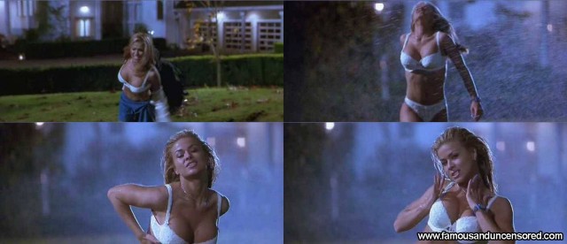 Carmen Electra Scary Movie  Sexy Celebrity Beautiful Nude Scene