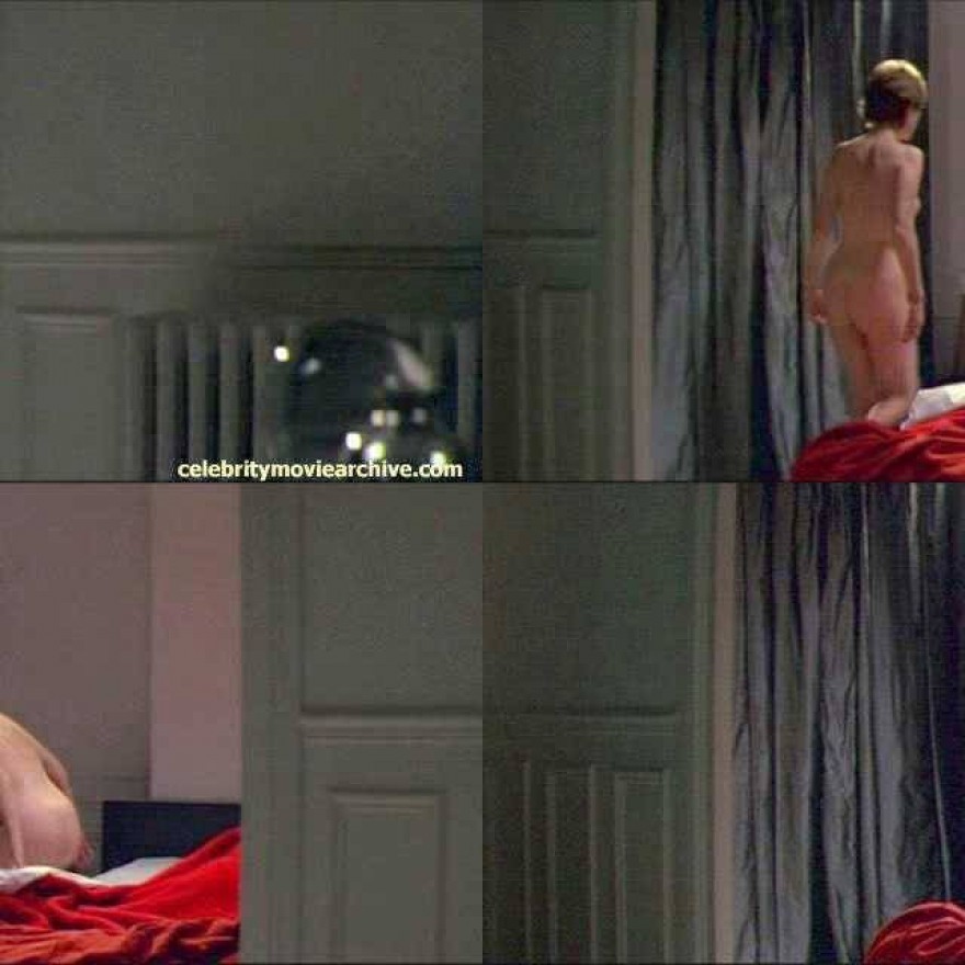 Isabelle Huppert Sexy Straight Beautiful Nude Scene Celebrity
