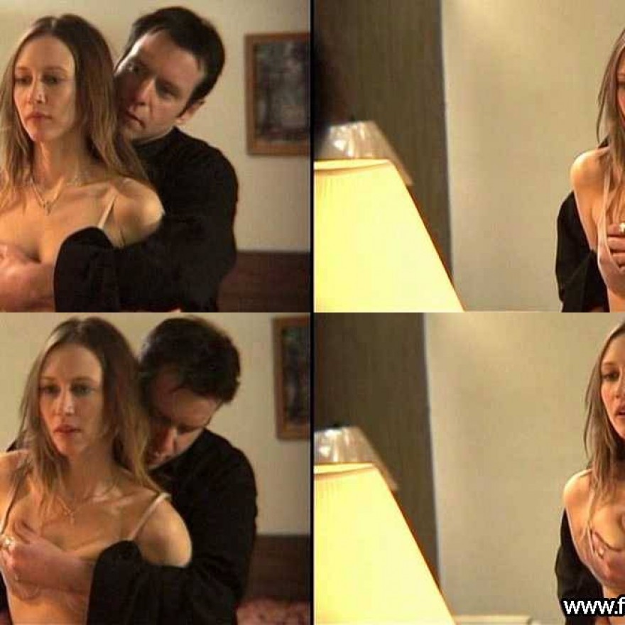 Vera Farmiga Beautiful Sexy Celebrity Straight Nude Scene