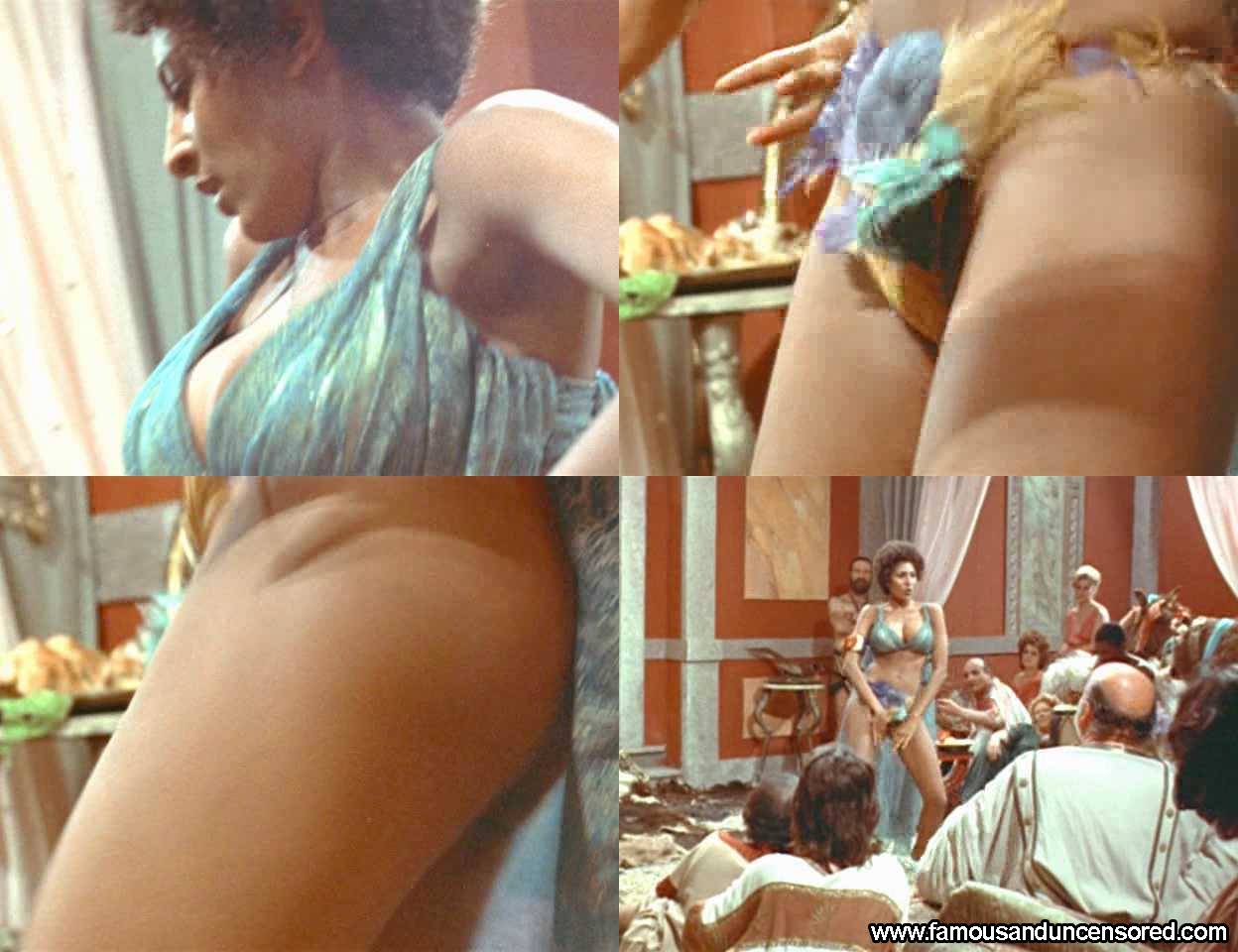 Pam Grier Topless