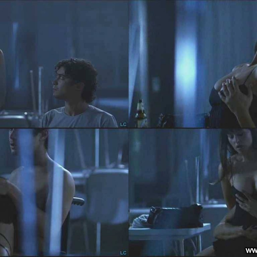 Monica Bellucci Celebrity Beautiful Straight Sexy Nude Scene