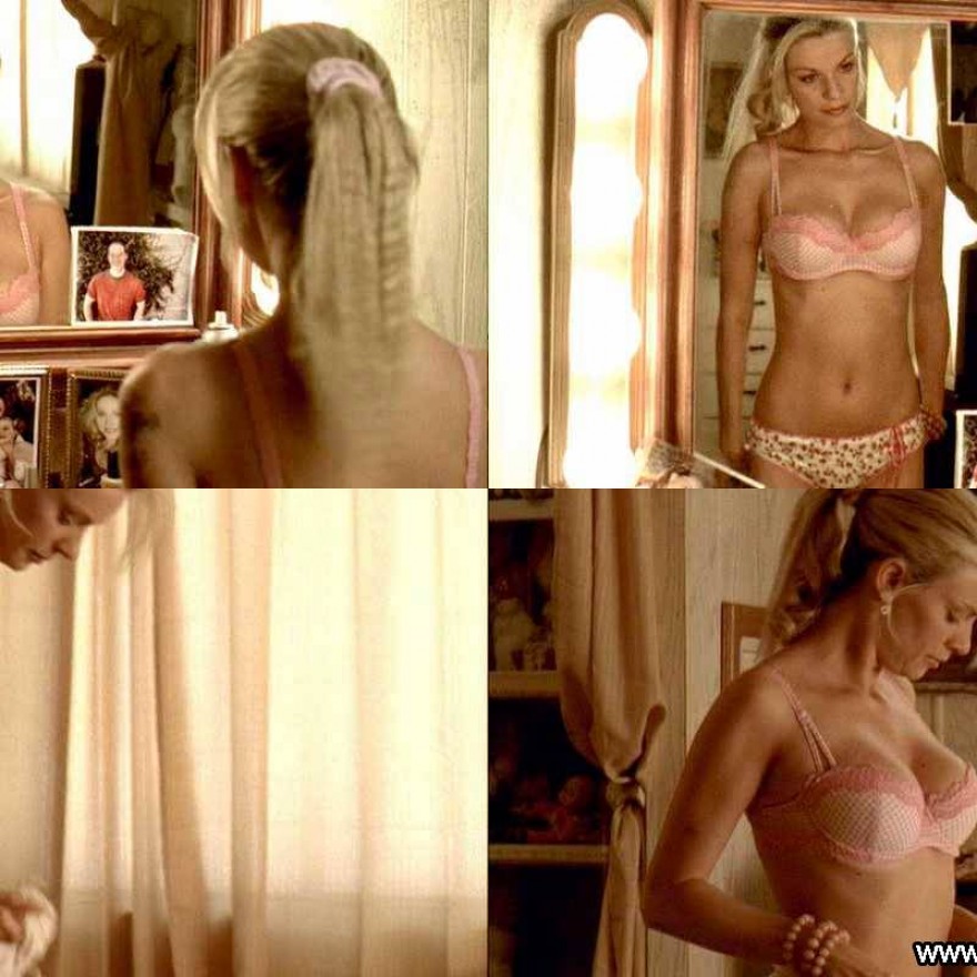 Nichole Hiltz Beautiful Sexy Nude Scene Straight Celebrity