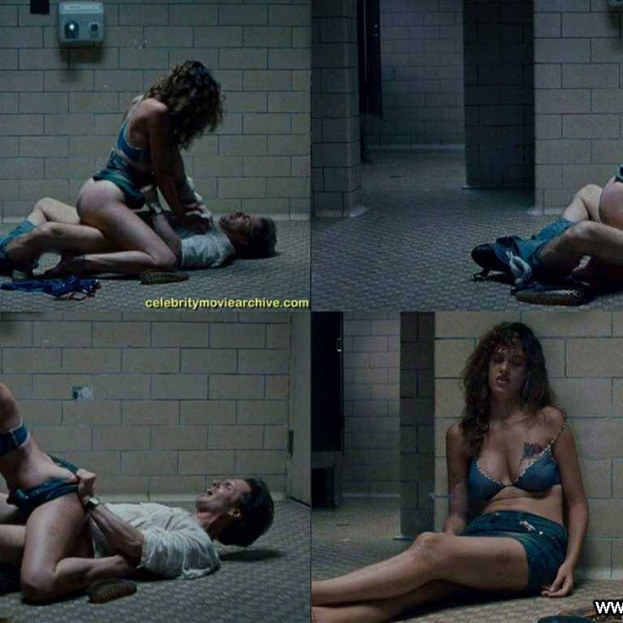 Paz De La Huerta Nude Scene Sexy Celebrity Straight Beautiful