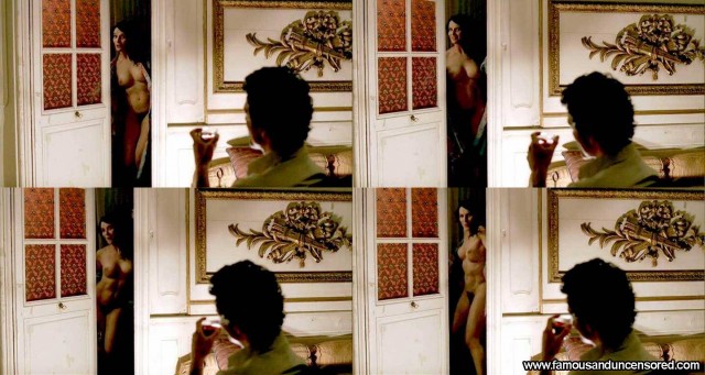 Juliette Binoche Disengagement Beautiful Sexy Nude Scene Celebrity