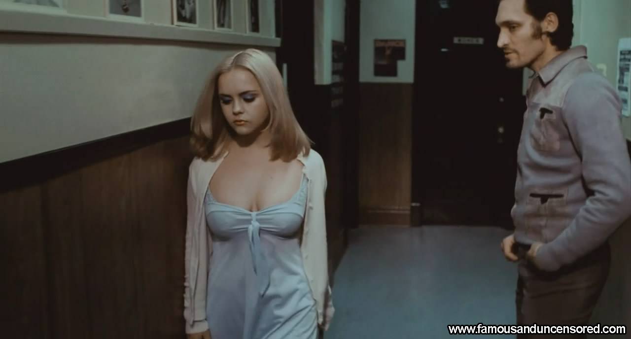 Nude buffalo 66